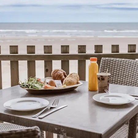 House With Direct Sea View, On The North Sea Of Casa de Férias *